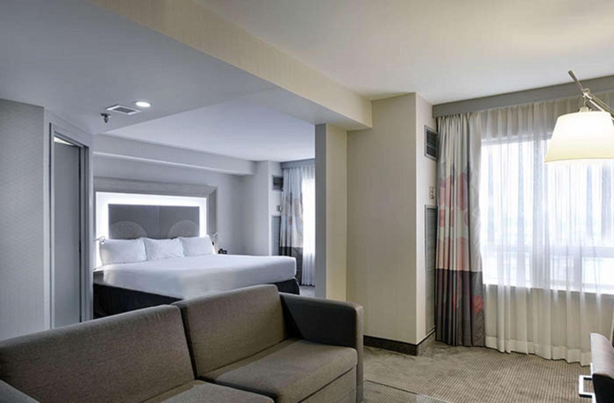 Doubletree By Hilton Ottawa Downtown Hotel Kültér fotó